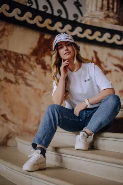 lifestyle photoVICE Essential Tee - White