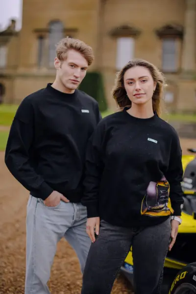 lifestyle photoLIVERY Essential Crew Neck - Black