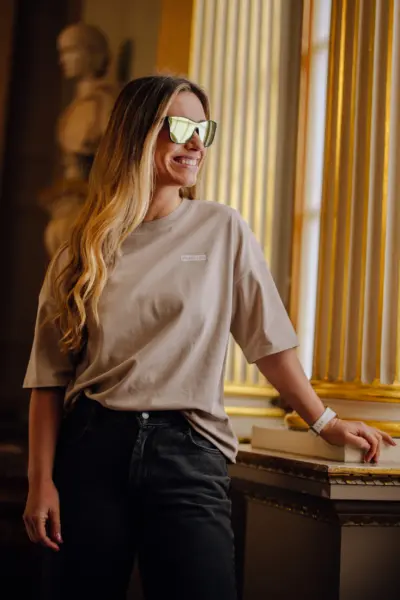 lifestyle photoLOVER Essential Tee - Beige